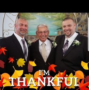 Meet your Posher, Mona